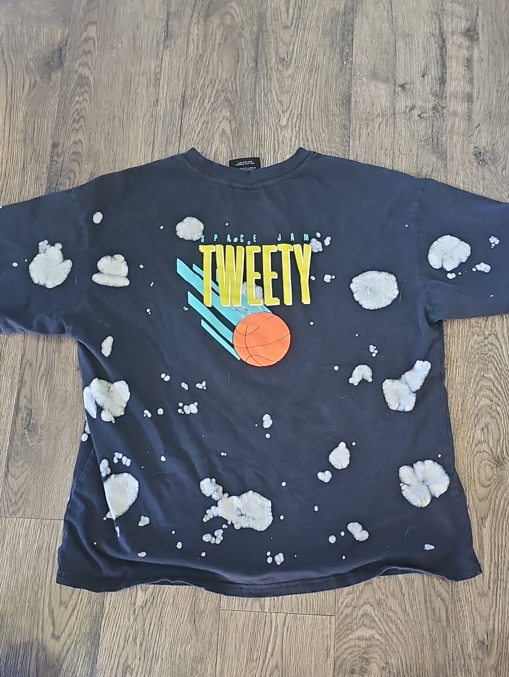 Forever 21 Space Jam A New Legacy Tweety Bird Graphic T-Shirt XL